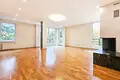 Квартира 5 комнат 216 м² Рига, Латвия