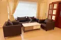 Villa de 4 habitaciones 360 m² en Sangkat Phsar Daeum Thkov, Camboya