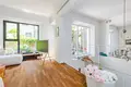 Mieszkanie 5 pokojów 135 m² Warszawa, Polska