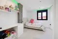 5 bedroom house 250 m² Torrevieja, Spain