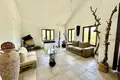 5-Schlafzimmer-Villa 350 m² Mathikoloni, Zypern