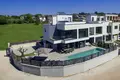 3 bedroom villa 250 m² Grad Porec, Croatia
