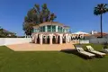 Haus 4 Schlafzimmer 393 m² Malaga, Spanien