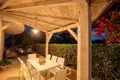 Willa 5 pokojów 220 m² Omisalj, Chorwacja