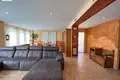 Дом 6 комнат  Godelleta, Испания
