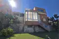 3 bedroom house 235 m² Dos Hermanas, Spain