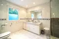 4 bedroom house 326 m² Artola, Spain