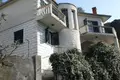 Casa 4 habitaciones 260 m² Lustica, Montenegro