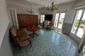 Многоуровневые квартиры 6 комнат 220 м² Реджо-ди-Калабрия, Италия
