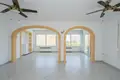 3-Schlafzimmer-Villa 200 m² Calp, Spanien