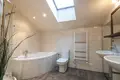 Mieszkanie 3 pokoi 89 m² Warszawa, Polska