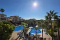 Mieszkanie 2 pokoi 100 m² Estepona, Hiszpania