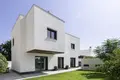 Haus 3 Schlafzimmer 375 m² Dos Hermanas, Spanien