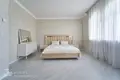 Ferienhaus 428 m² Barauljany, Belarus