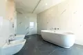 5-Schlafzimmer-Villa 472 m² Tivat, Montenegro