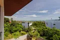 Villa mit 2 Schlafzimmern 345 m² Rawai, Thailand