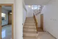5 bedroom apartment 243 m² Agios Tychonas, Cyprus
