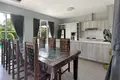 Villa de tres dormitorios 360 m² Thalang, Tailandia