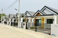 Haus 3 zimmer 60 m² Huai Yai, Thailand