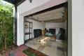 Haus 6 zimmer 180 m² in Warschau, Polen