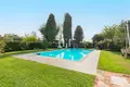 5 bedroom apartment 446 m² Lugana, Italy