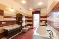 Haus 6 zimmer 312 m² Riga, Lettland