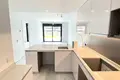 Mieszkanie 3 pokoi 109 m² Torrevieja, Hiszpania