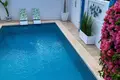 Haus 4 Schlafzimmer 410 m² Dos Hermanas, Spanien