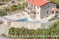 6-Schlafzimmer-Villa 466 m² Novoselje, Montenegro