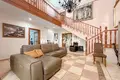 Haus 5 Schlafzimmer 340 m² Dos Hermanas, Spanien