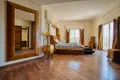 4-Schlafzimmer-Villa 480 m² Germasogeia, Zypern