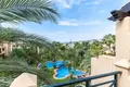 Wohnung 3 Schlafzimmer 185 m² Estepona, Spanien