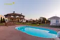Casa de campo 252 m² Kalodziscanski sielski Saviet, Belarús