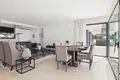 Mieszkanie 4 pokoi 164 m² Dos Hermanas, Hiszpania