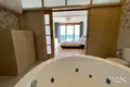 Villa de tres dormitorios 323 m² Bar, Montenegro