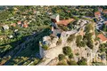 Land 2 200 m² Petrele, Albania