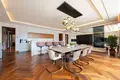 Кондо 5 комнат 350 м² Тиват, Черногория