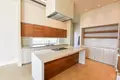 Willa 6 pokojów 800 m² Pervolia, Cypr