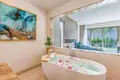 Вилла 3 спальни 338 м² Си Сунтон, Таиланд
