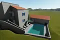 Investissement 600 m² à Radenovici, Monténégro