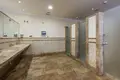 Mieszkanie 2 pokoi 157 m² Marbella, Hiszpania