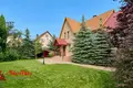 Cottage 438 m² Valiarjanava, Belarus