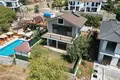 4 room villa 300 m² Sogut, Turkey