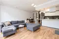 Дом 5 комнат 200 м² в Варшаве, Польша