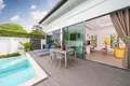 Villa mit 2 Schlafzimmern 120 m² Rawai, Thailand