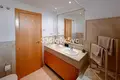 Mieszkanie 2 pokoi 90 m² Casares, Hiszpania
