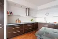 Mieszkanie 3 pokoi 102 m² w Warszawa, Polska
