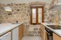 Villa de 4 habitaciones 170 m² Skaljari, Montenegro