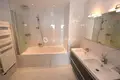 Mieszkanie 2 pokoi 100 m² w Francja, Francja