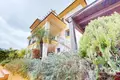 Haus 4 Schlafzimmer 500 m² Dos Hermanas, Spanien